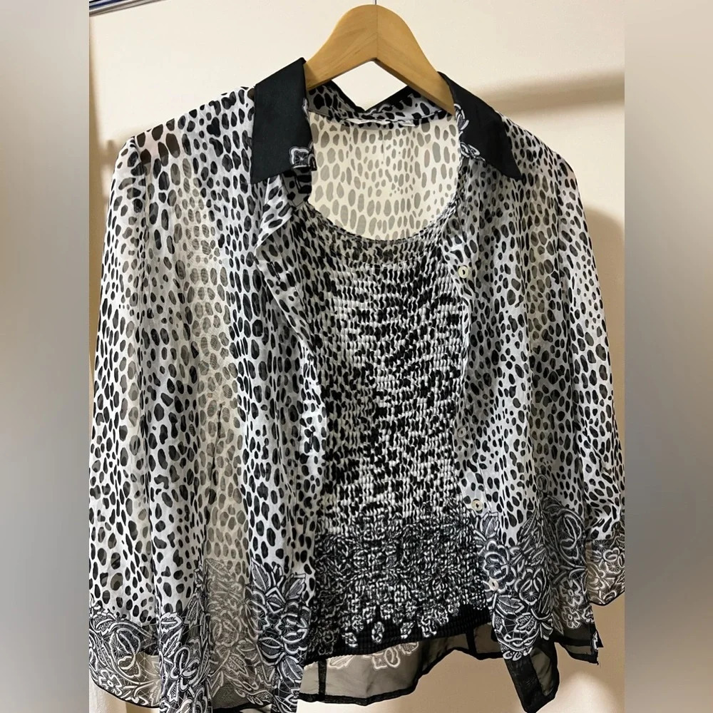 NICOLA BLOUSE SIZE-S